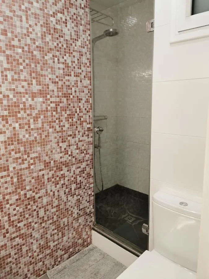 Dos Habitaciones Dobles En Apartamento Confortable L'Hospitalet de Llobregat Homestay