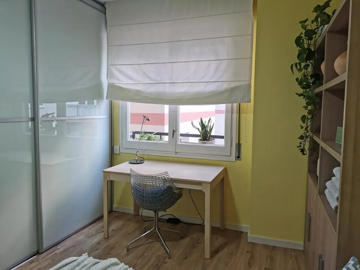 Dos Habitaciones Dobles En Apartamento Confortable L'Hospitalet de Llobregat Spain