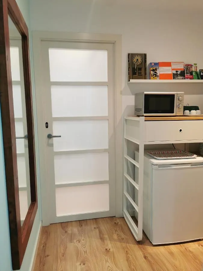 Dos Habitaciones Dobles En Apartamento Confortable L'Hospitalet de Llobregat Homestay