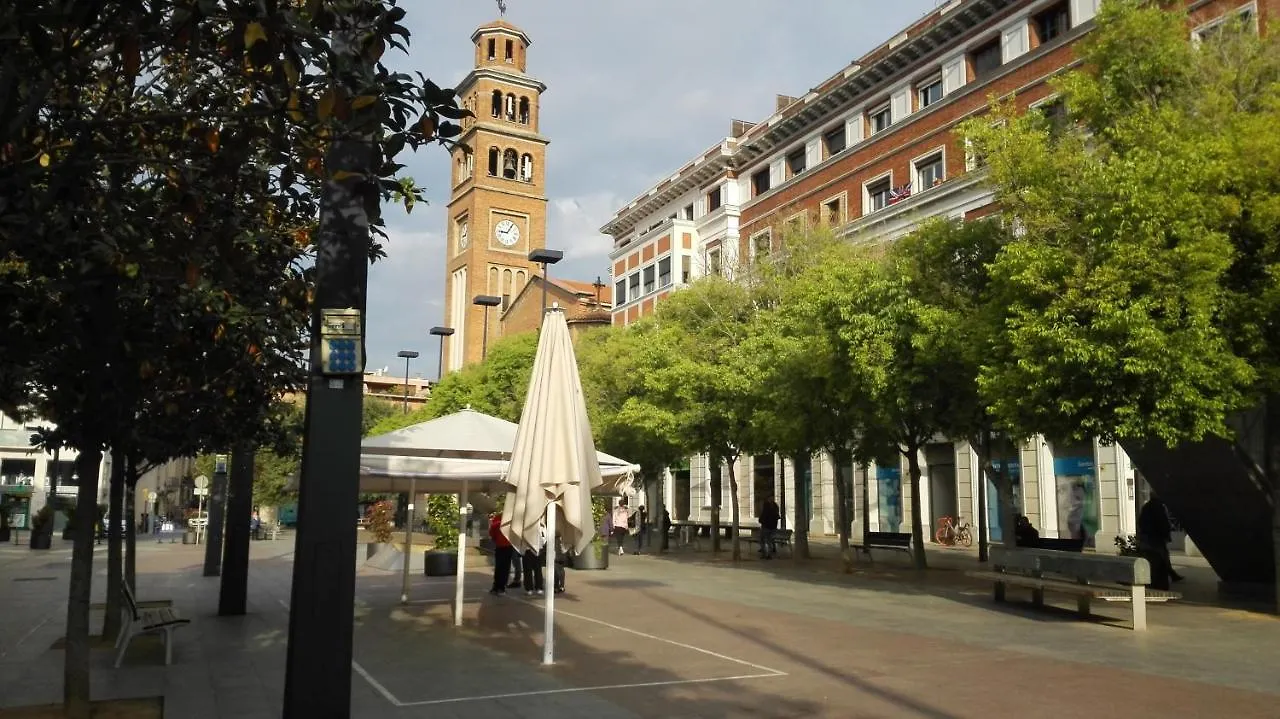 Dos Habitaciones Dobles En Apartamento Confortable L'Hospitalet de Llobregat Homestay